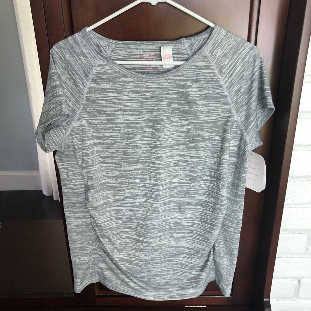 Isabel maternity work out tee